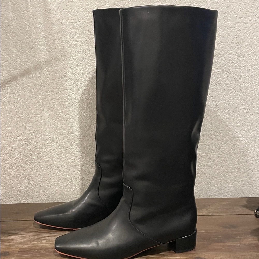 Elegant Black Knee-High Women's Boots Size 9